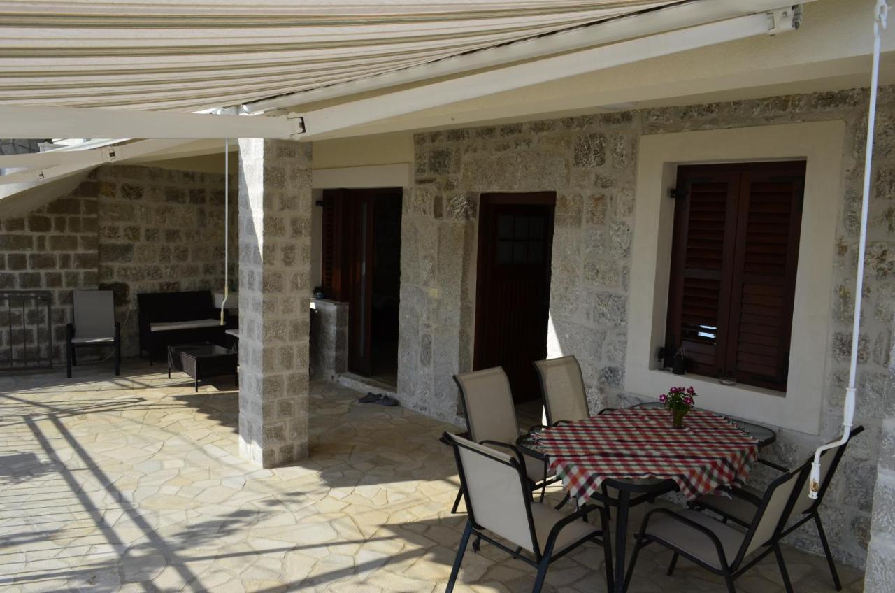 Vila Nikola Bratešići Εξωτερικό φωτογραφία